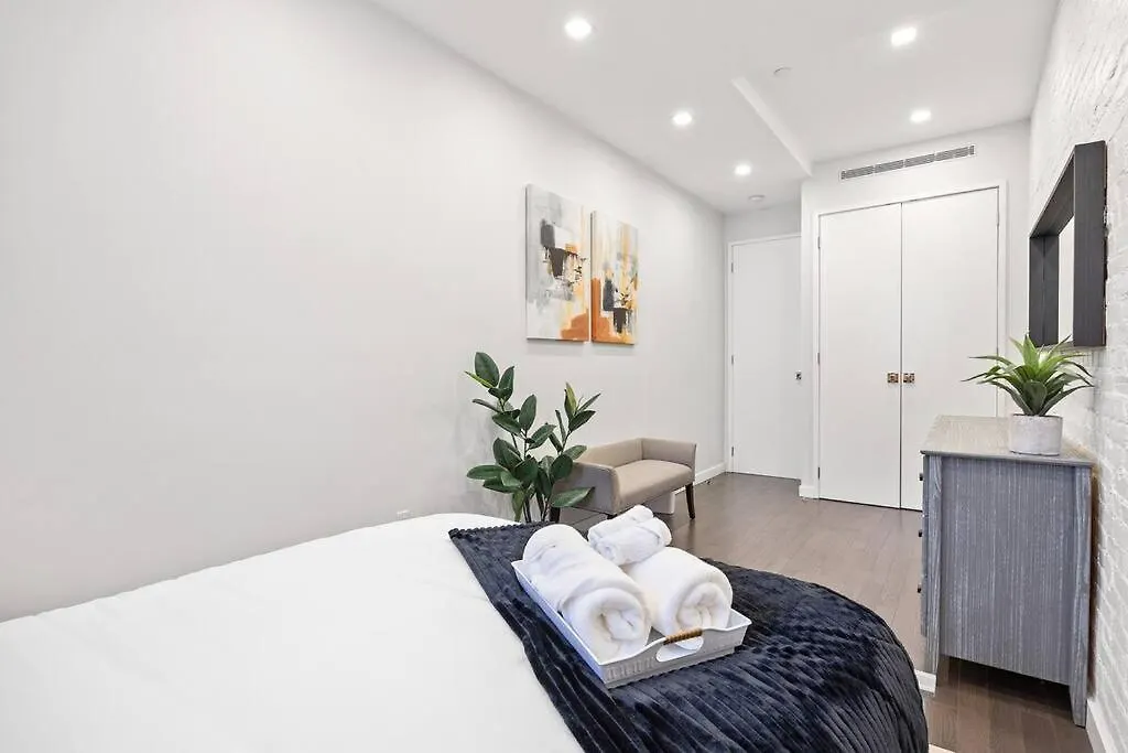 Swj Btm G, 1 And 2 - Save On 2Day+ Stays_6Br Triplex New York